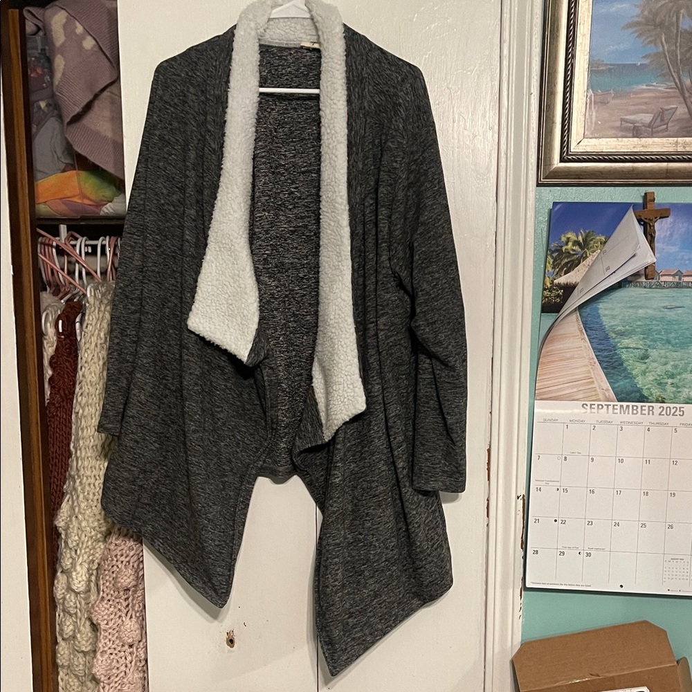 Chic Charcoal Cardigan with Cozy White Trim